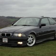BMW E36 318iS Coupe