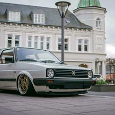 VW GOLF MK2 BY TSC // AIRLIFT & ACCUAIR