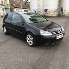 VW Golf V FSI