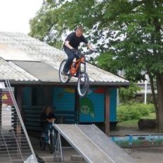 Santa Cruz Bullit *STJÅLET*