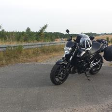 Suzuki GSR600