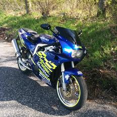 Suzuki Gsxr 400R