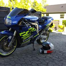 Suzuki Gsxr 400R