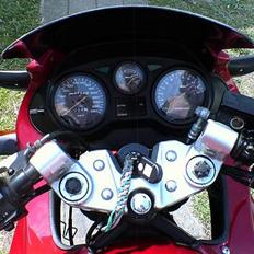 Suzuki gsx750f