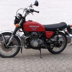 Honda 400 Four supersport