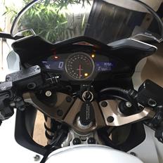 Honda VFR 800 F RC79