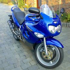 Suzuki GSX 600F