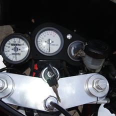 Suzuki GSXR 400
