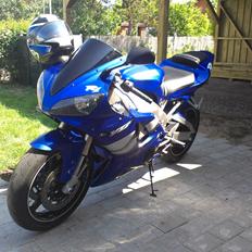 Yamaha YZF-R1