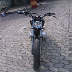 Honda CM 400 T