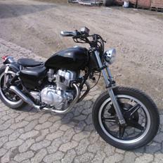 Honda CM 400 T