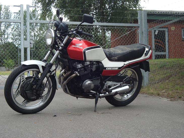 Honda CBX 550F - Motorcycle Specifications