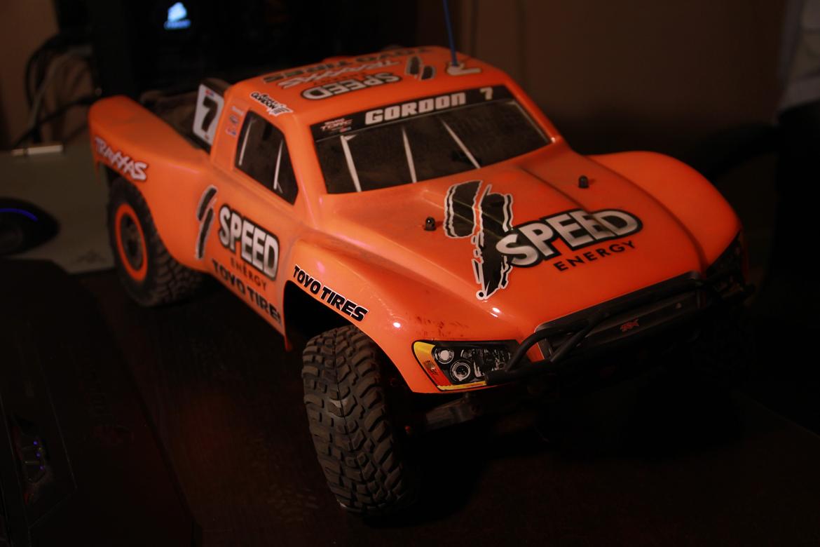 [Image: off-roader-traxxas-slash-2wd.jpg]