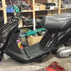 her er mit nye yamaha jog as projekt