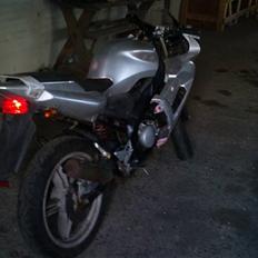 Yamaha tzr solgt
