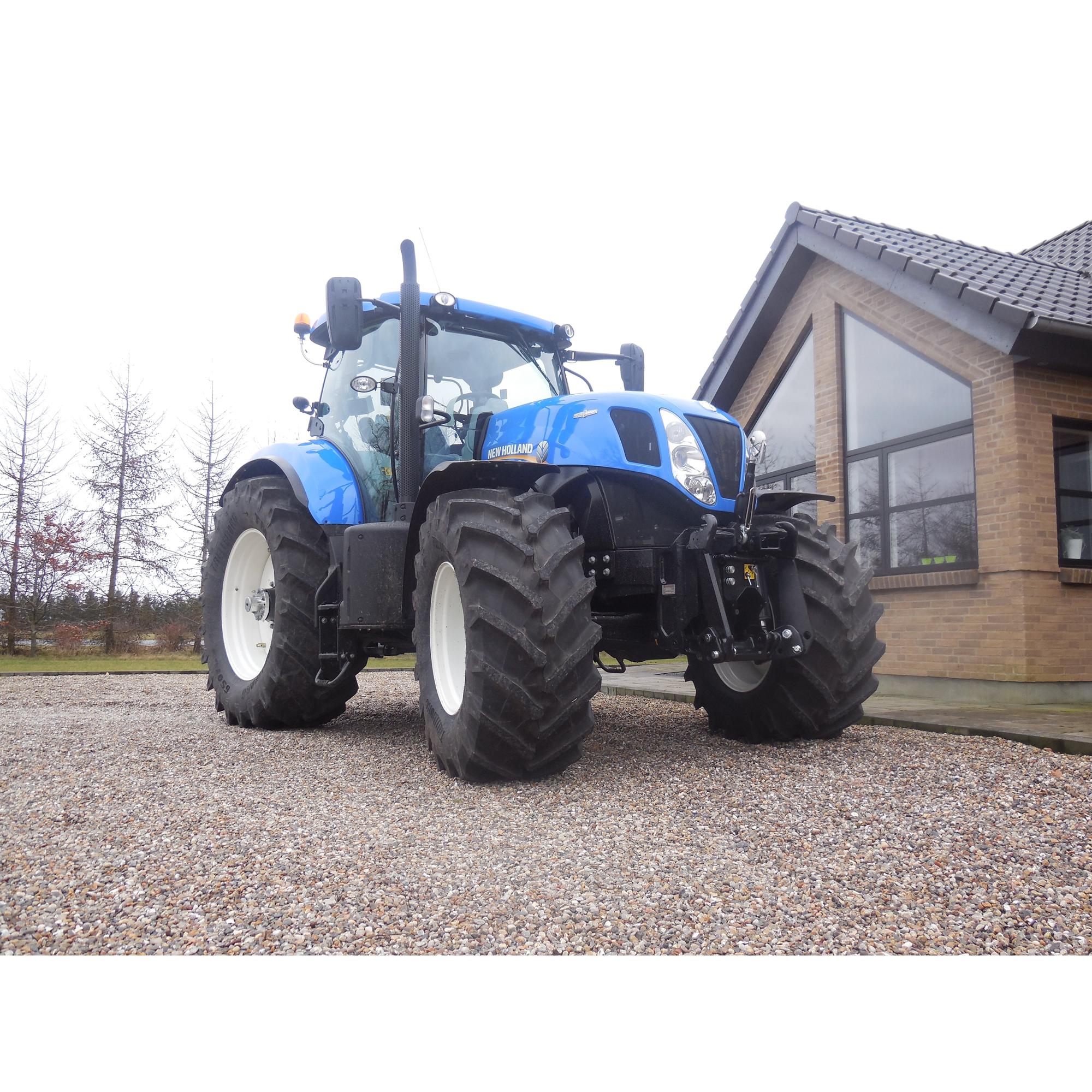 New holland t7.220 2013 vores helt nye traktor vi har...
