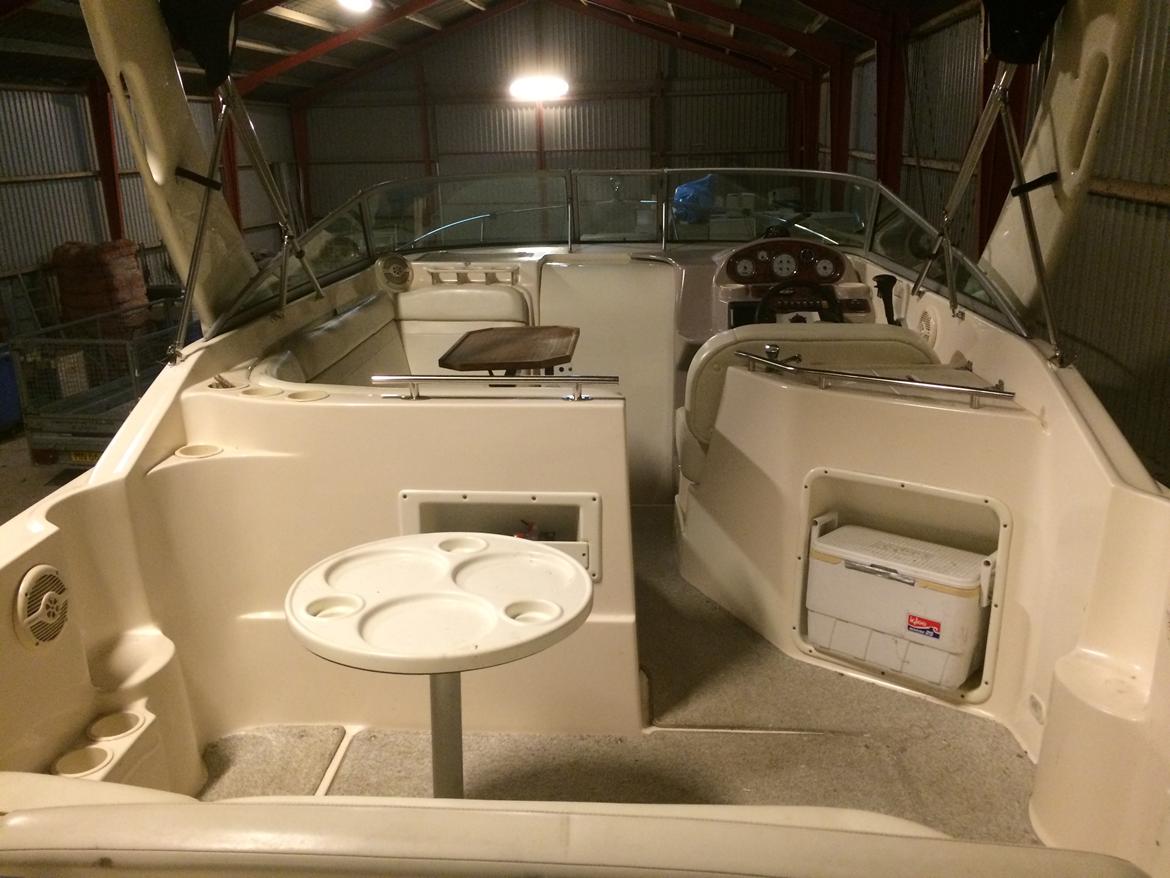 Rinker 270 Fiesta Vee billede 8