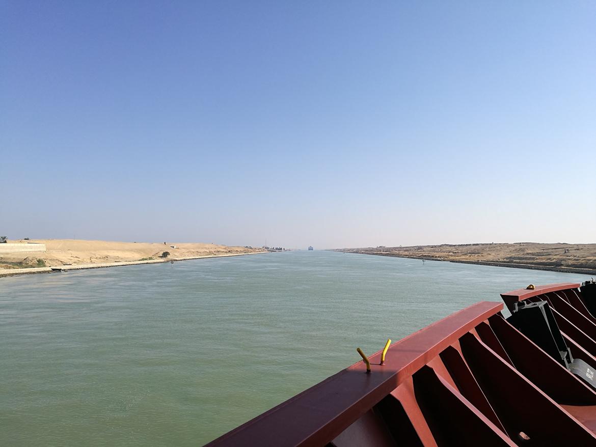 Sejltur igennem Adener bugten og op igennem Suez kanal - Udsigt fra boven billede 3