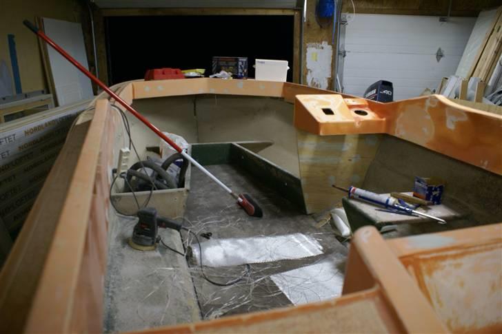 Projekt : båd mærke ukendt - Spartel arbejde påbegyndt billede 30