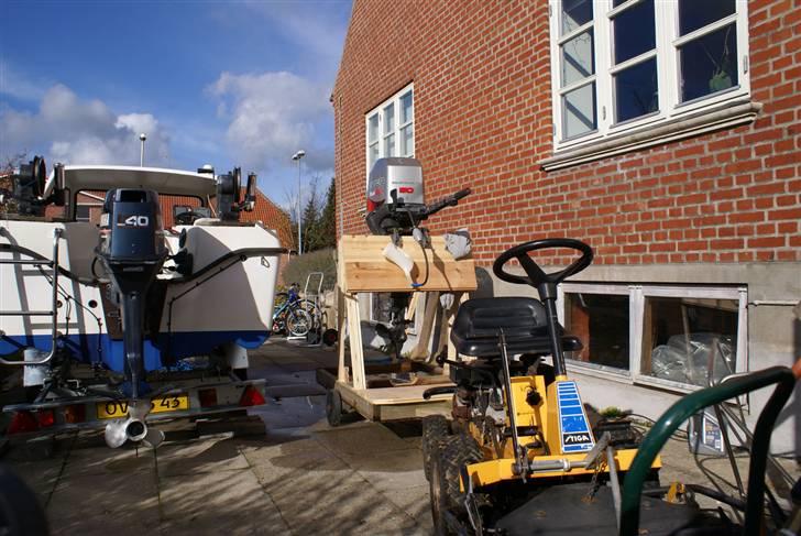 Renovering af Mariner 50hk 4stroke `98 - He He...hvad syntes i om min påhængsmotor-havetraktor-anhængervogn..Fed ik´  :) billede 17