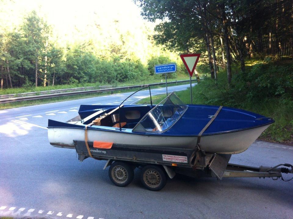 Vores lille speedbåd Resturering. - Ja sådan så det ud da vi hentede den :) billede 1