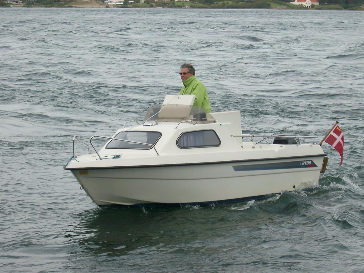 Uttern 6200 CC - På vej til slæbestedet efter en dag på lillebælt. billede 6