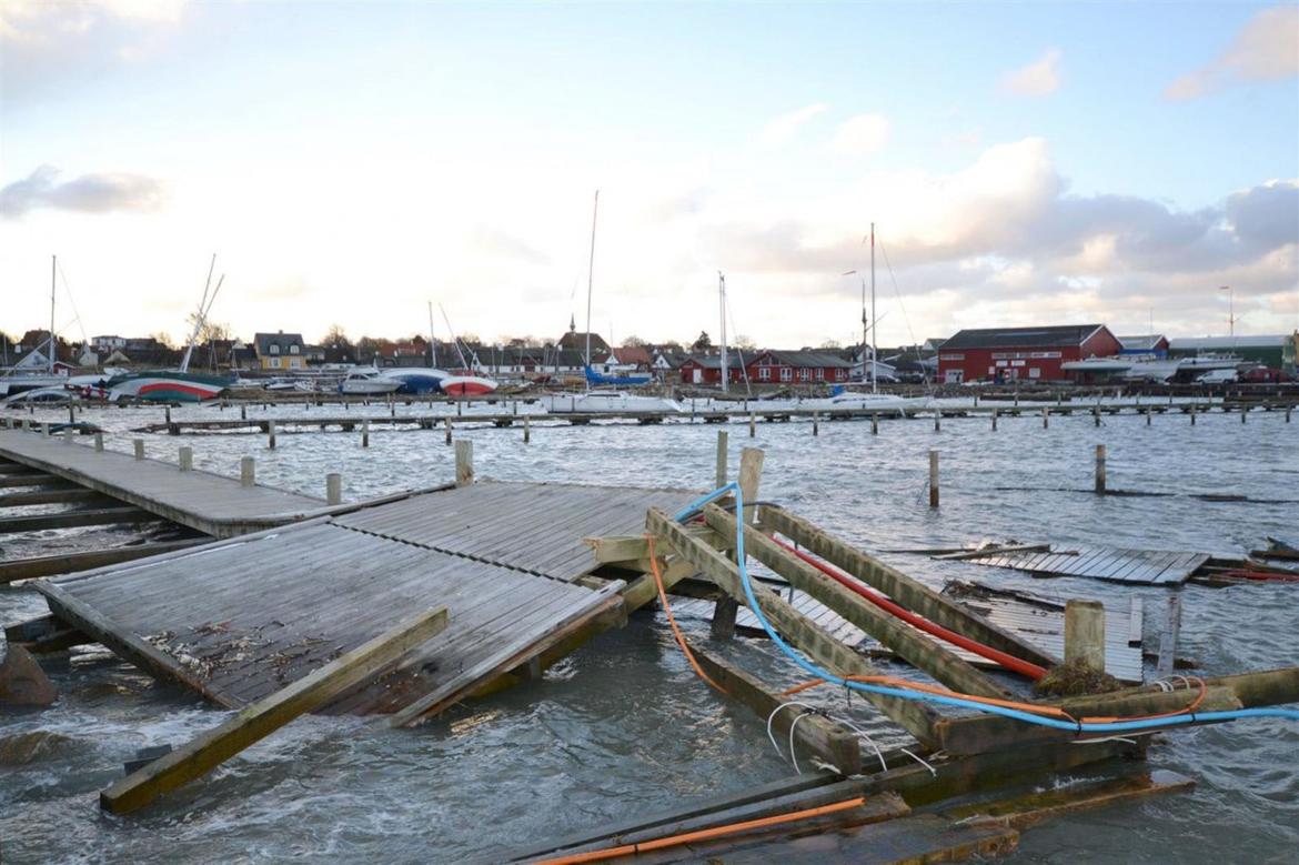 Gilleleje havn efter stormen BODIL :( billede 16