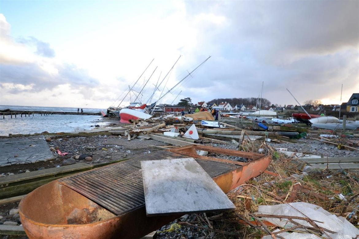 Gilleleje havn efter stormen BODIL :( billede 23