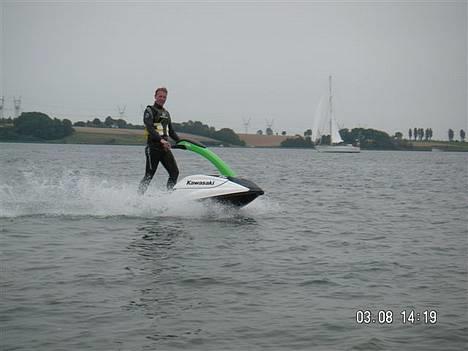 Seadoo XP ...[SOLGT] - AndersRXP her på Jens´s kawa 800sxr, mon han bliver forfalden til jetski nu? Der kunne jo egentlig godt stå et jetspuleapparat mere i stalden ved Anders ;-) billede 18