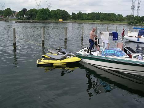 Sea Ray 230 Sorrento [SOLGT] Hulk - Middelfart marina Seadoo´s og Searay mødes billede 9