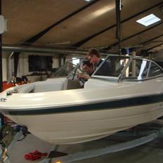 Bayliner 1800 capri