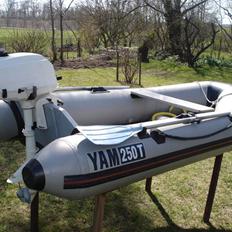 Gummibåd yam 250T