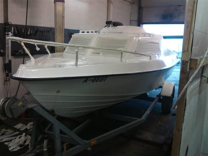 Microplus Micro Plus 600  - ruder dækket af så de ikke blev malet billede 1