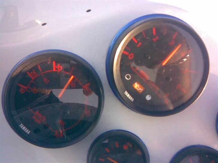 Chris craft caper - 3500omp og godt 60kmt i timen billede 16