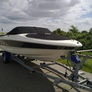 Chaparral 180 SSI