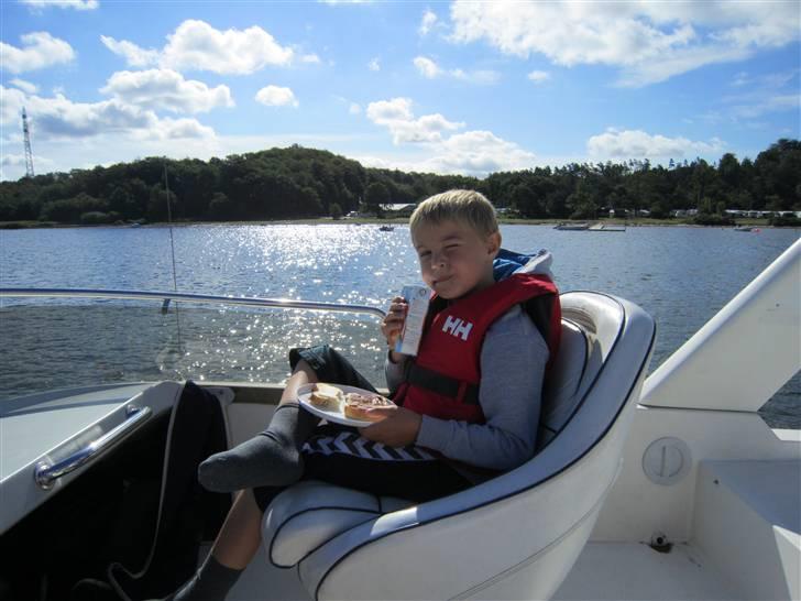Nimbus 4004 (solgt) - Morgenmad på flybridge billede 6