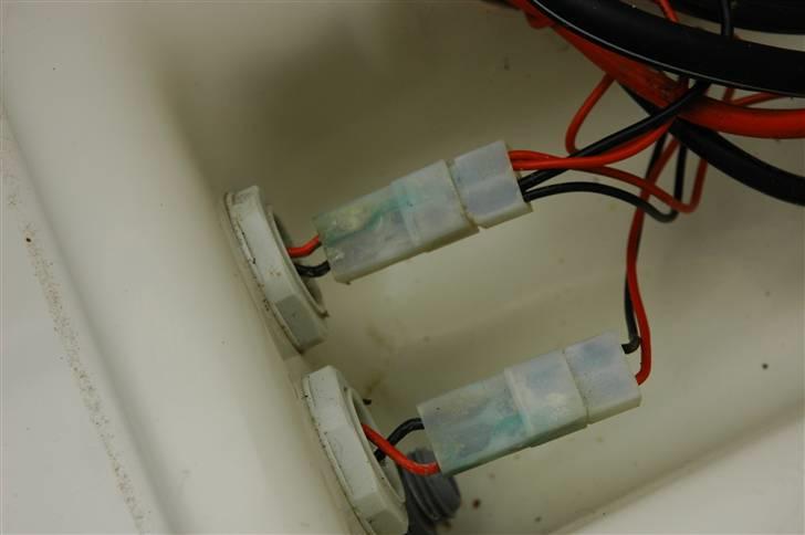 Terhi 6020c - Godt jeg lige trak dem her ud...fyldt med ir...nu har de fået wd40 ..hvad ellers er at gøre? billede 11