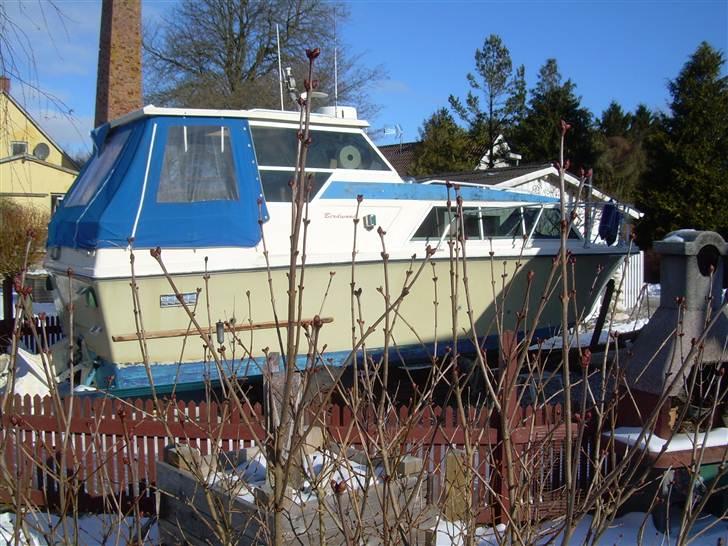 Birchwood power boat - hjemme i gården i vinters ,, billede 6