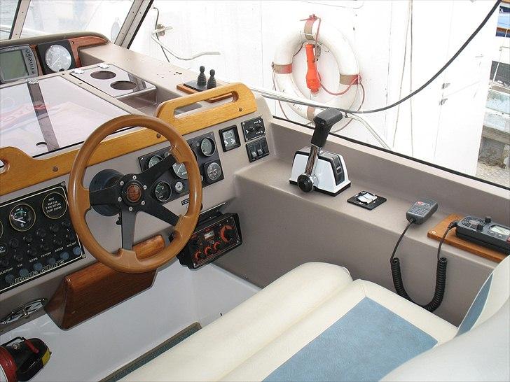 Nimbus 28 DC/HT - Furuno 4800 Vhf radio, joystick til Vetus bov og hæktruster. billede 7