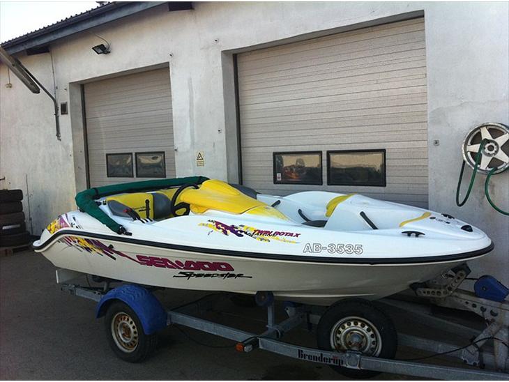 {{currentPhoto.altText}} billede {{currentPhoto.number}}