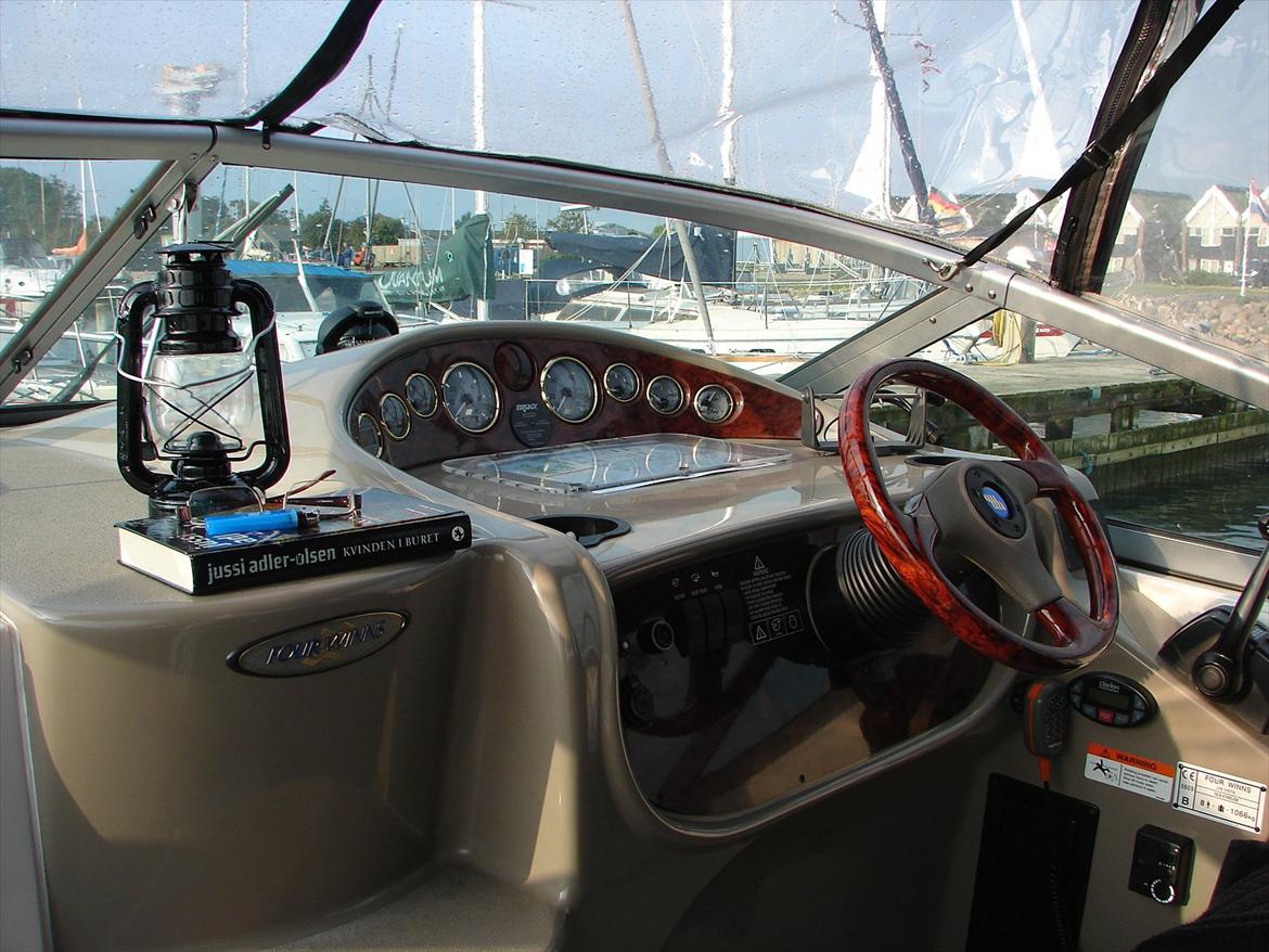 Four Winns 248 Vista billede 7