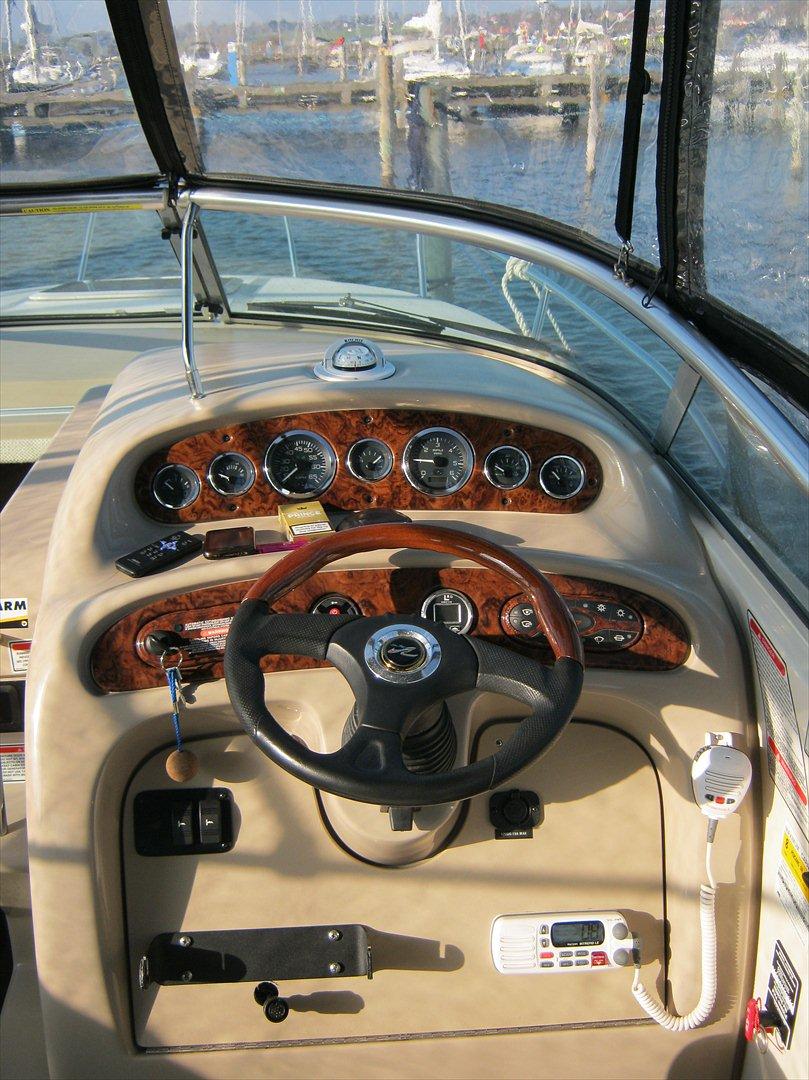 Sea Ray 240 Sundancer *Solgt* billede 7