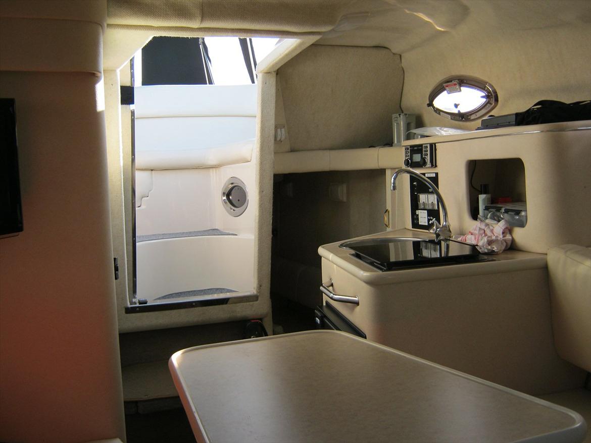 Sea Ray 240 Sundancer *Solgt* billede 8