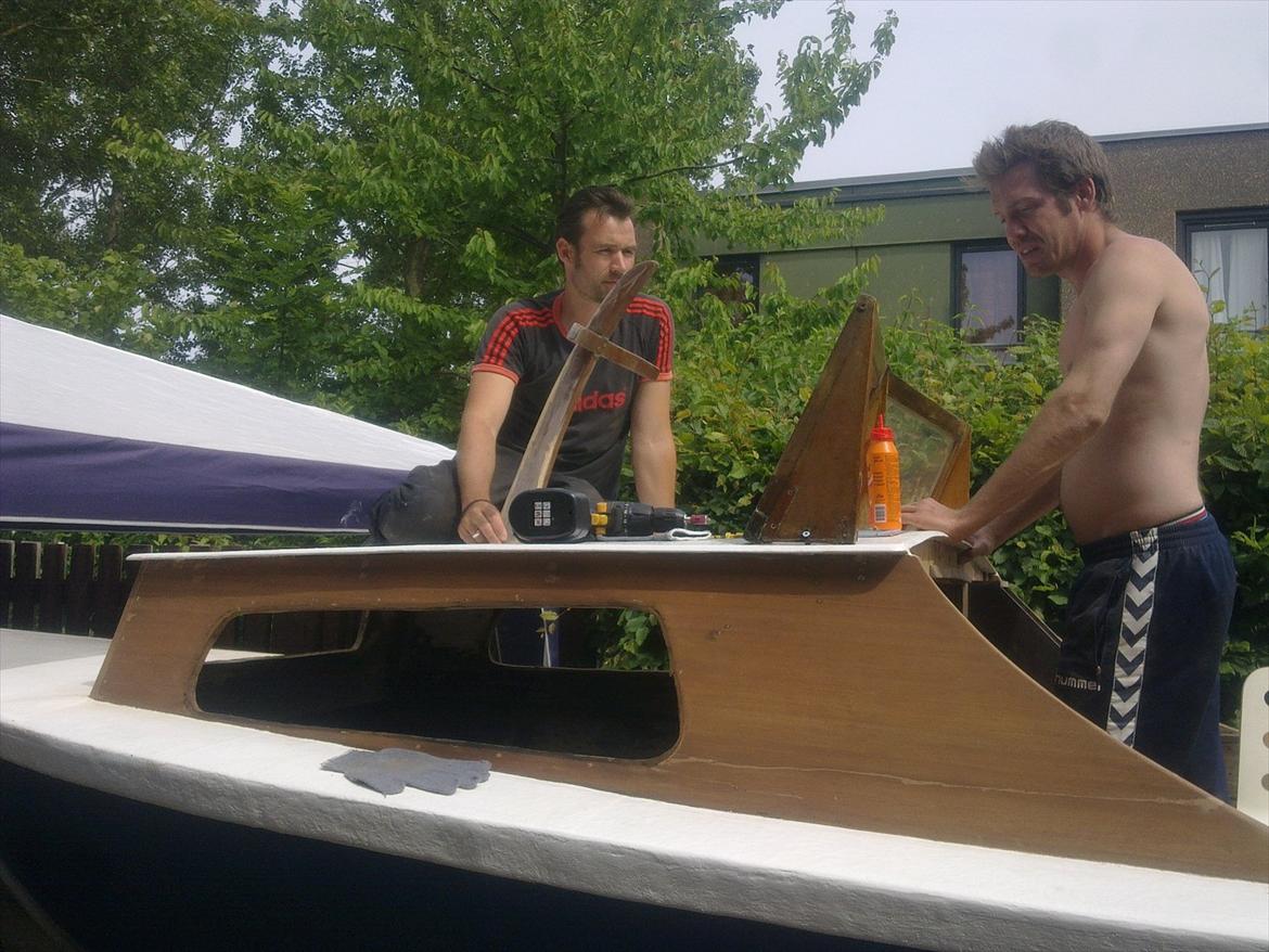 Glasfiberbåd motorbåd - så er vi ved at nærme os målet billede 7