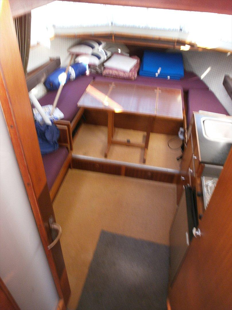 Coronet 31 Aft cabin - Forkahytten med 4-5 sovepladser toilet og pantry. billede 9