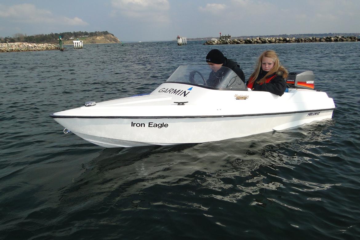 Helwig jet - Første tur i båden med søster i 2012. billede 1