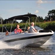 Glastron MX 185