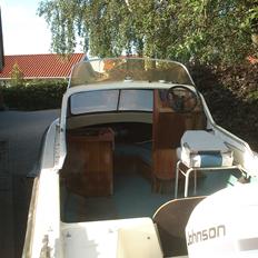 Selco 18 Cabin