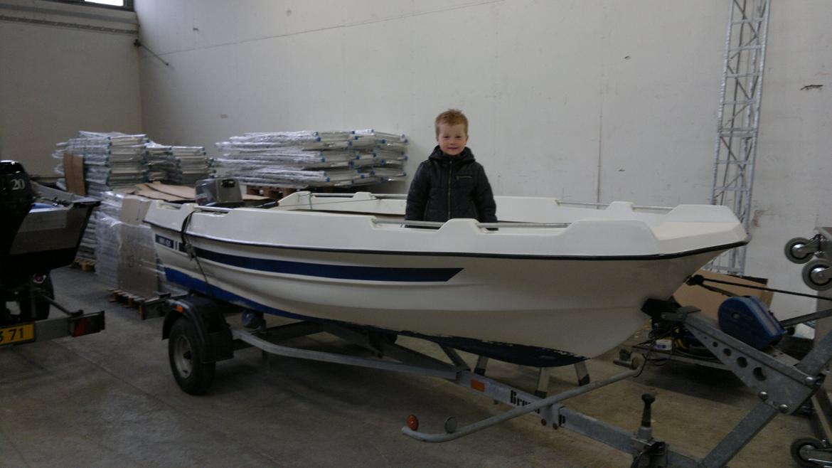 Miki 420 - Matrosen inspicerer fartøjet. billede 3