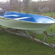 B ukendt men hvis der er nogen der ved det?